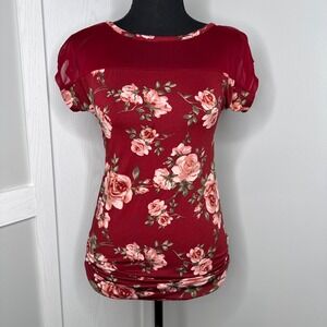 Free Kisses‎ Floral Rose Print Ruched Tunic Top Size Small Short Sleeve Stretch